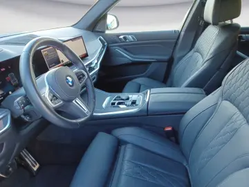 BMW X5 M60i  Navi Pano LED DAB SHZ Komfort-Paket Har