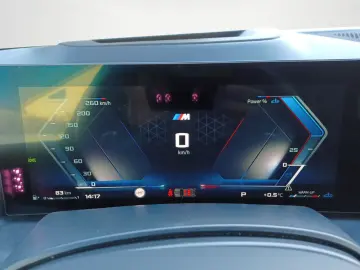 BMW X5 M60i  Navi Pano LED DAB SHZ Komfort-Paket Har