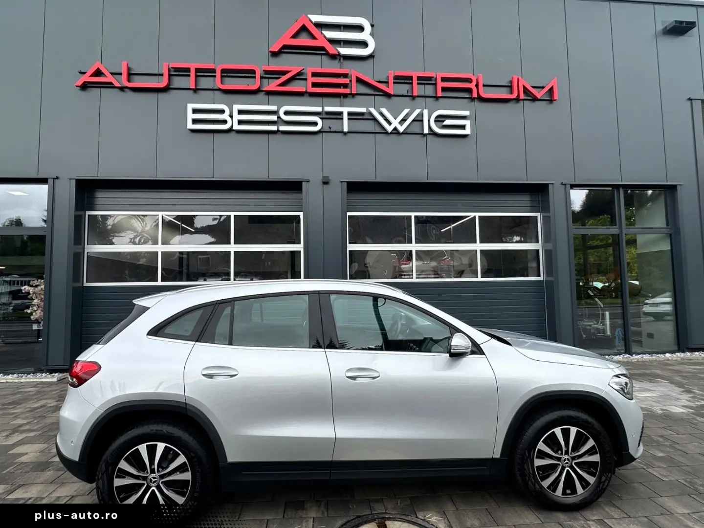 MERCEDES-BENZ GLA 220d Style 4-Matic 1.HD KAMERA NAV&hellip;