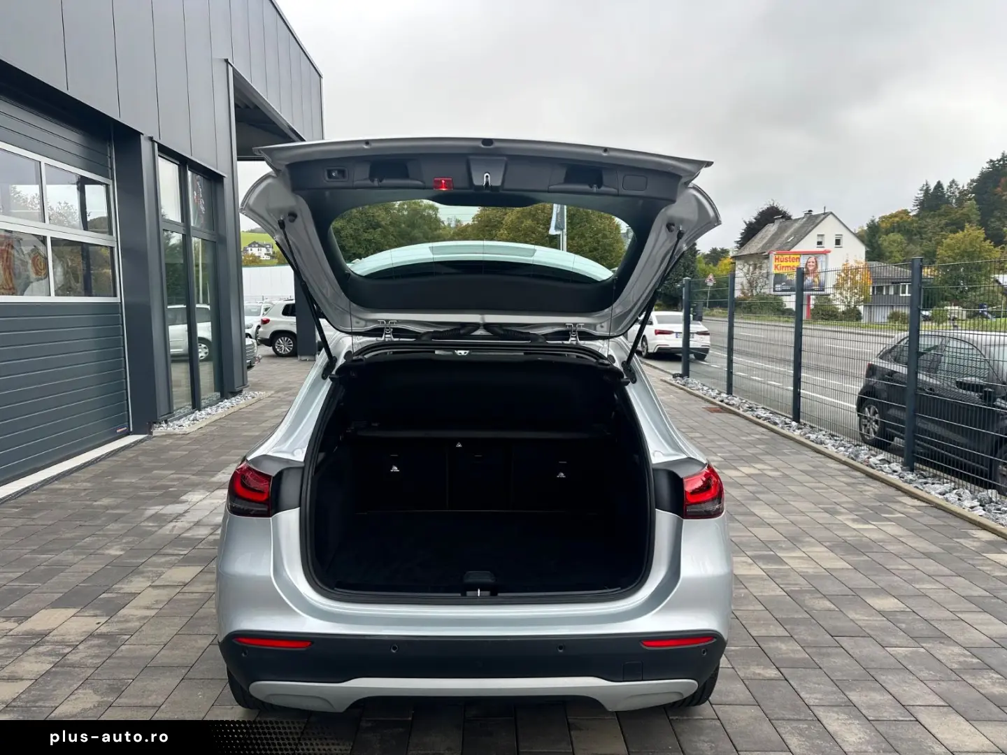 MERCEDES-BENZ GLA 220d Style 4-Matic 1.HD KAMERA NAV&hellip;