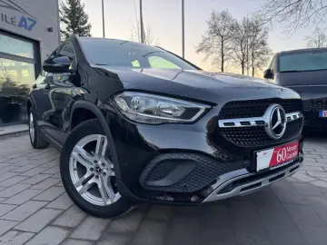 MERCEDES-BENZ GLA 200 d 4Matic Progressive  LEDER AHK