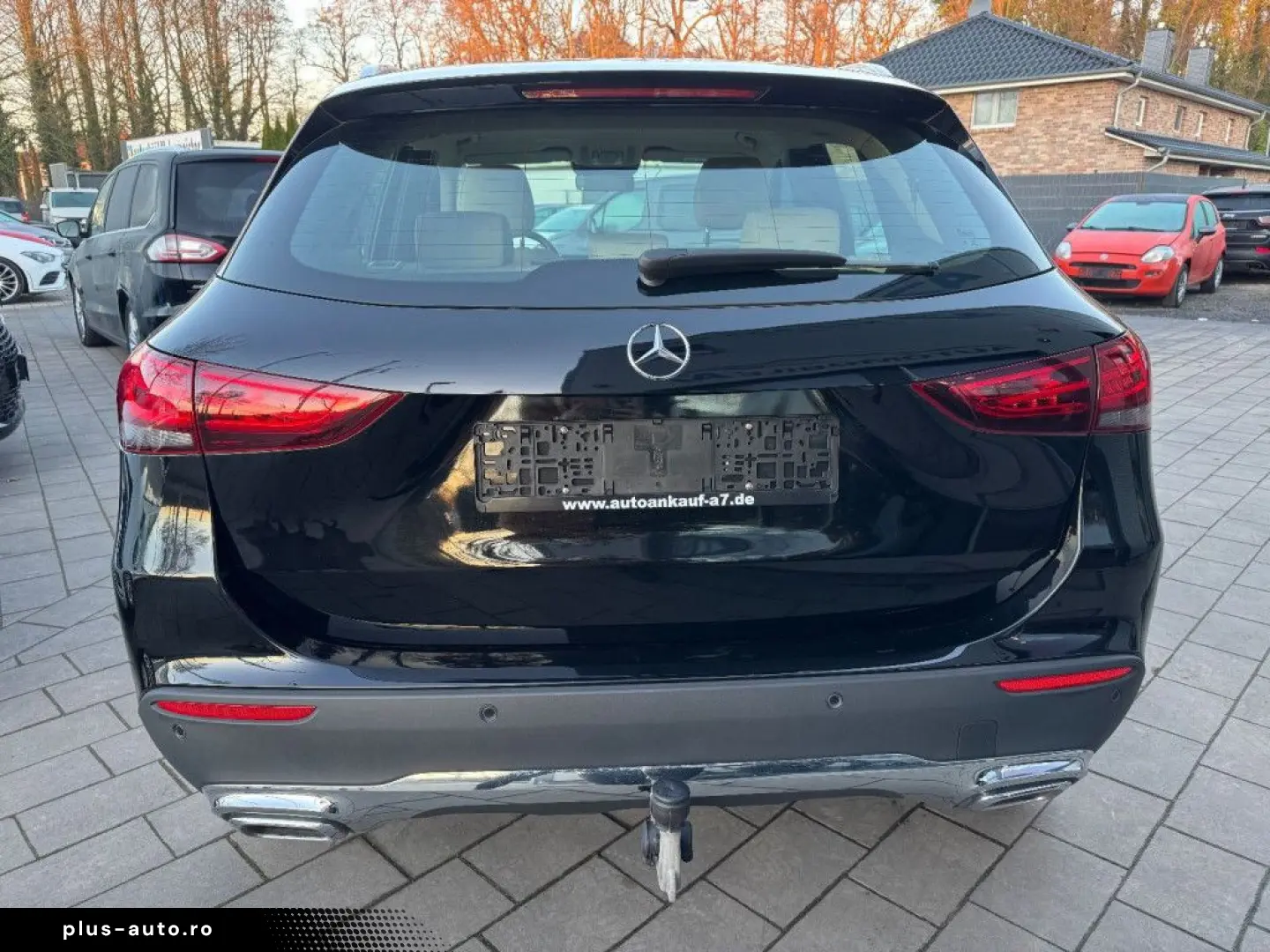 MERCEDES-BENZ GLA 200 d 4Matic Progressive  LEDER AHK