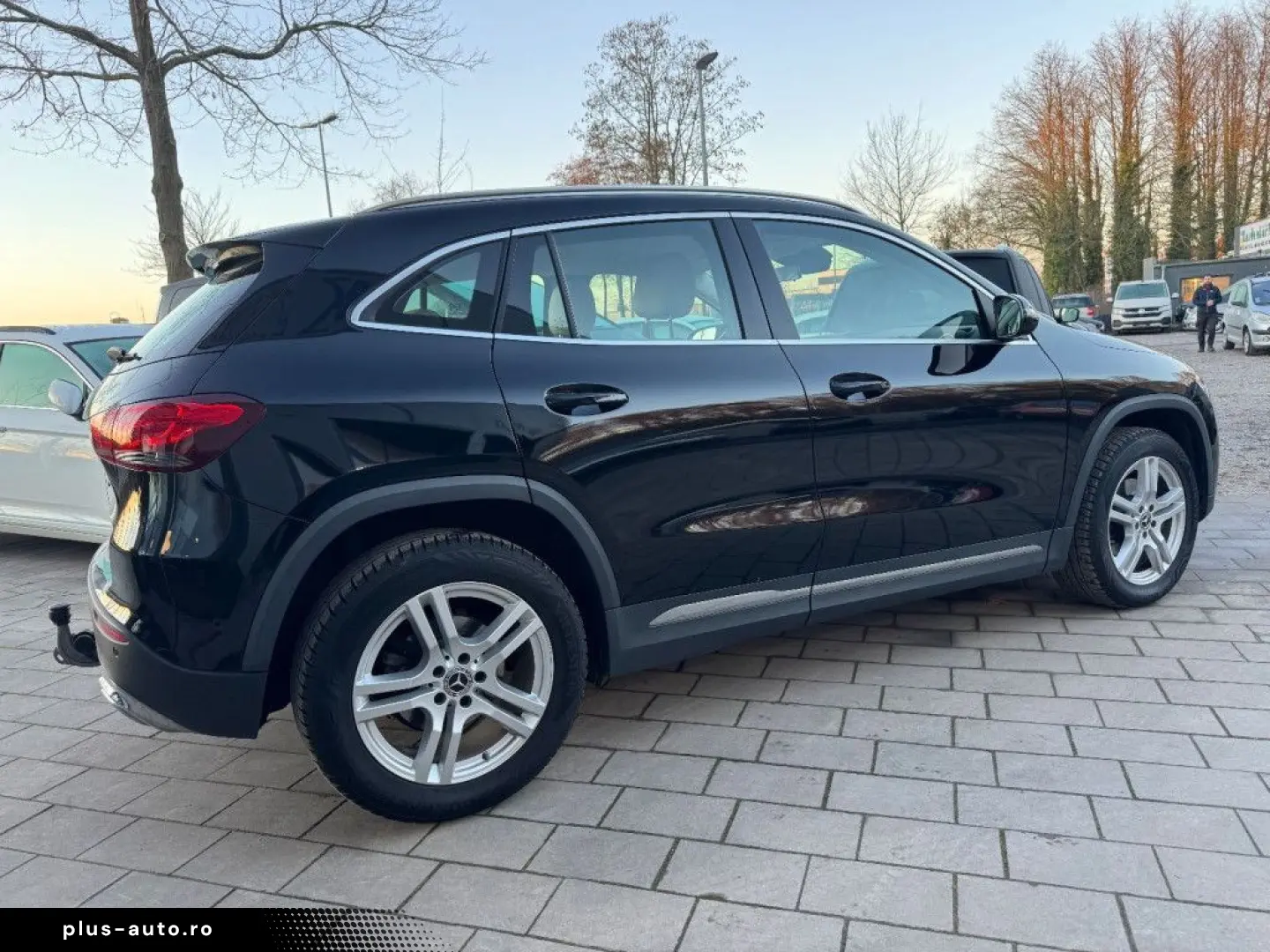 MERCEDES-BENZ GLA 200 d 4Matic Progressive  LEDER AHK