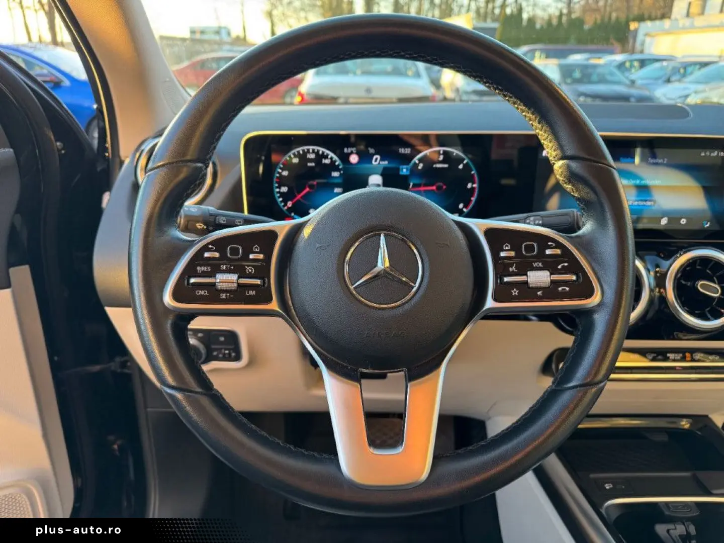 MERCEDES-BENZ GLA 200 d 4Matic Progressive  LEDER AHK