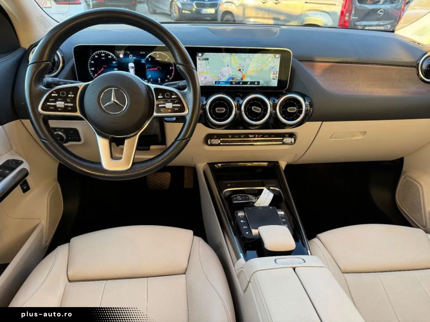 MERCEDES-BENZ GLA 200 d 4Matic Progressive  LEDER AHK