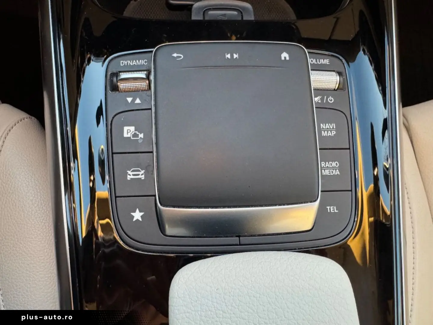MERCEDES-BENZ GLA 200 d 4Matic Progressive  LEDER AHK