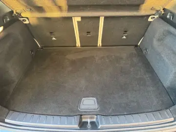 MERCEDES-BENZ GLA 200 d 4Matic Progressive  LEDER AHK