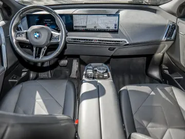 BMW iX xDrive40 Sportpaket AHK Standheiz. Driv.Ass.P