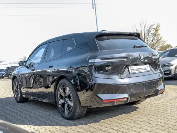 BMW iX xDrive40 Sportpaket AHK Standheiz. Driv.Ass.P