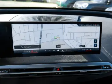 BMW iX xDrive40 Sportpaket AHK Standheiz. Driv.Ass.P