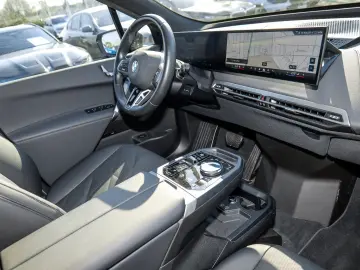BMW iX xDrive40 Sportpaket AHK Standheiz. Driv.Ass.P
