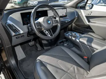 BMW iX xDrive40 Sportpaket AHK Standheiz. Driv.Ass.P