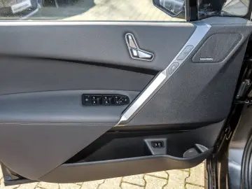 BMW iX xDrive40 Sportpaket AHK Standheiz. Driv.Ass.P