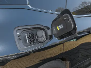 BMW iX xDrive40 Sportpaket AHK Standheiz. Driv.Ass.P