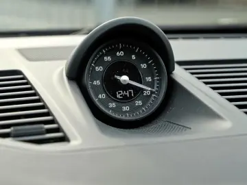 PORSCHE 992 911 Carrera S CHRONO BOSE SPORTABGAS PASM KA