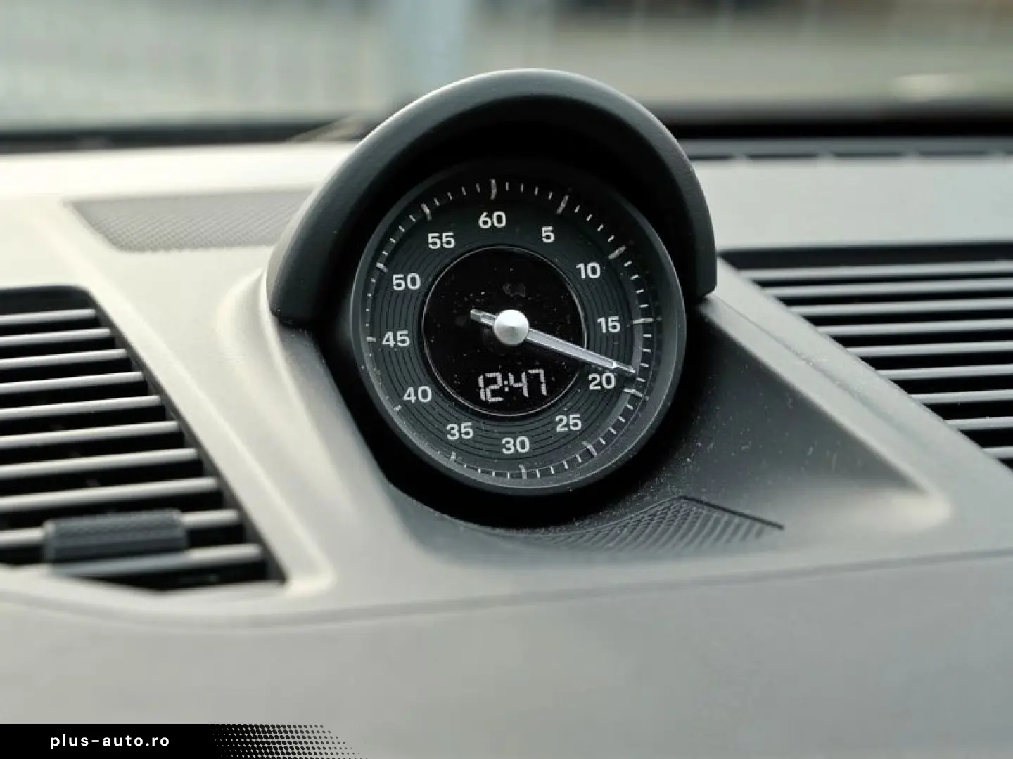 PORSCHE 992 911 Carrera S CHRONO BOSE SPORTABGAS PASM KA