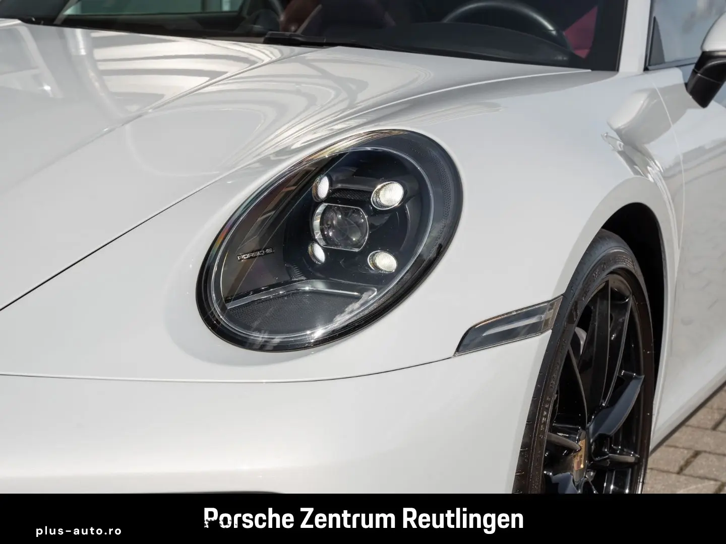 PORSCHE 992 911 Carrera 4 InnoDrive Sportabgasanlage LED