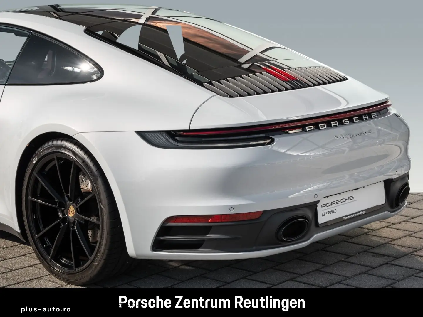 PORSCHE 992 911 Carrera 4 InnoDrive Sportabgasanlage LED