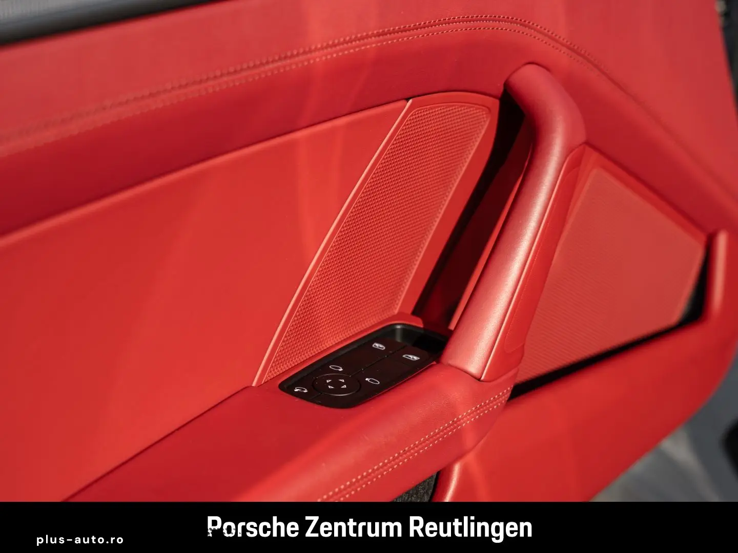 PORSCHE 992 911 Carrera 4 InnoDrive Sportabgasanlage LED