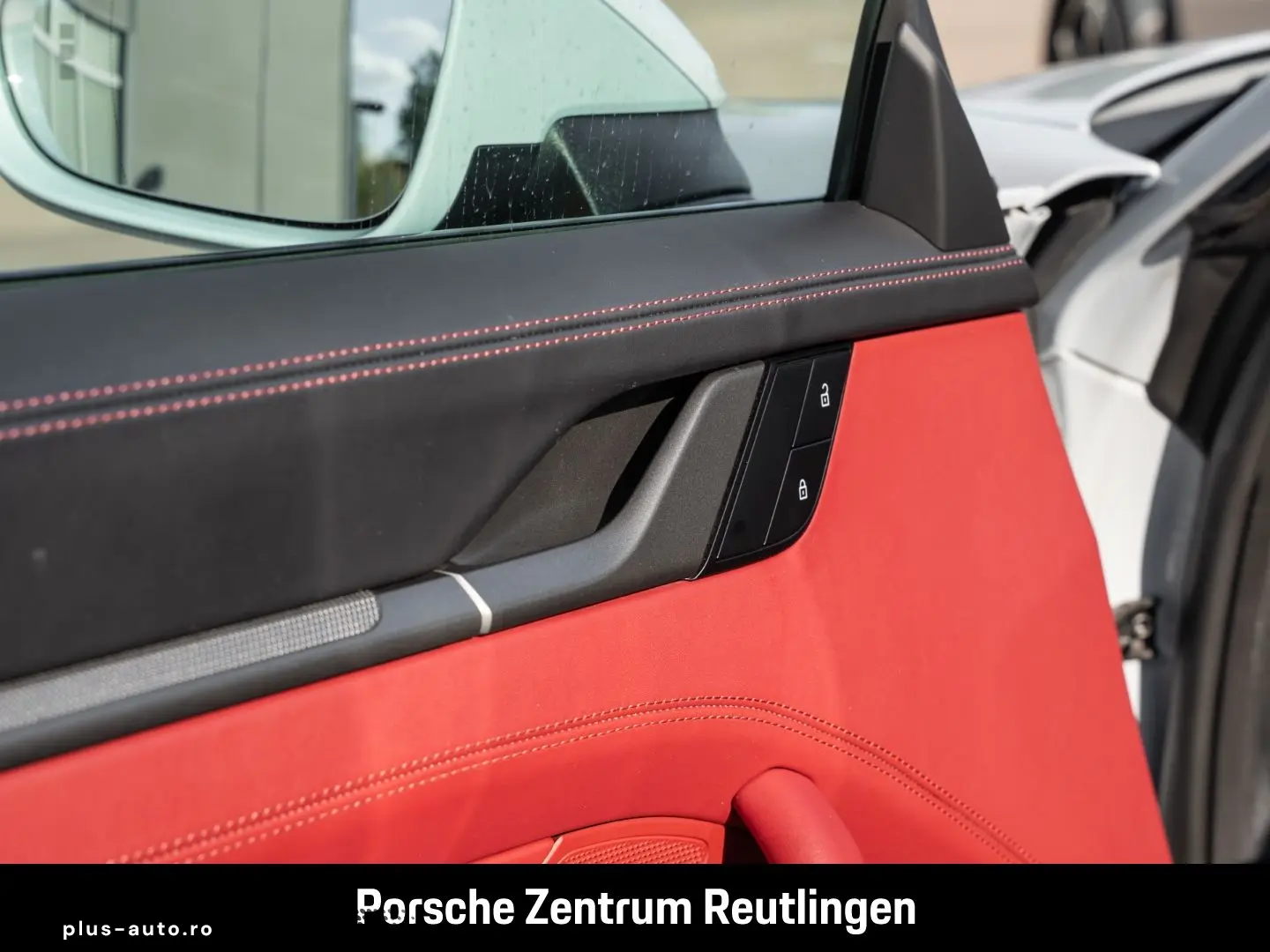 PORSCHE 992 911 Carrera 4 InnoDrive Sportabgasanlage LED