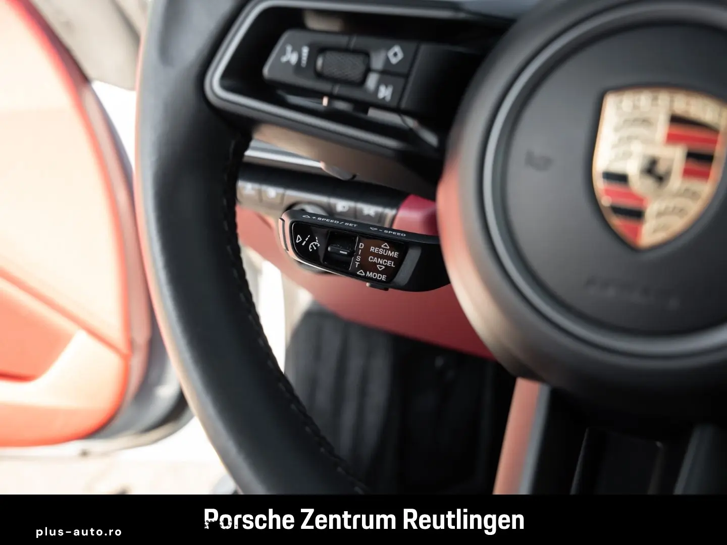 PORSCHE 992 911 Carrera 4 InnoDrive Sportabgasanlage LED