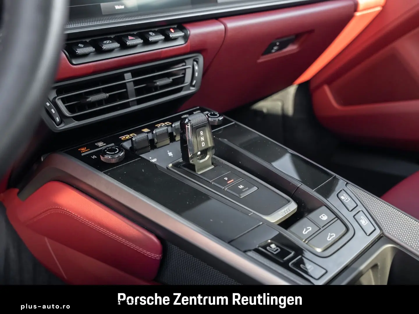 PORSCHE 992 911 Carrera 4 InnoDrive Sportabgasanlage LED