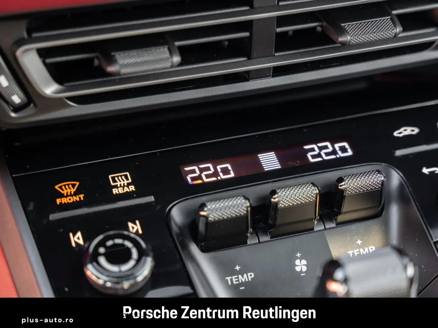 PORSCHE 992 911 Carrera 4 InnoDrive Sportabgasanlage LED