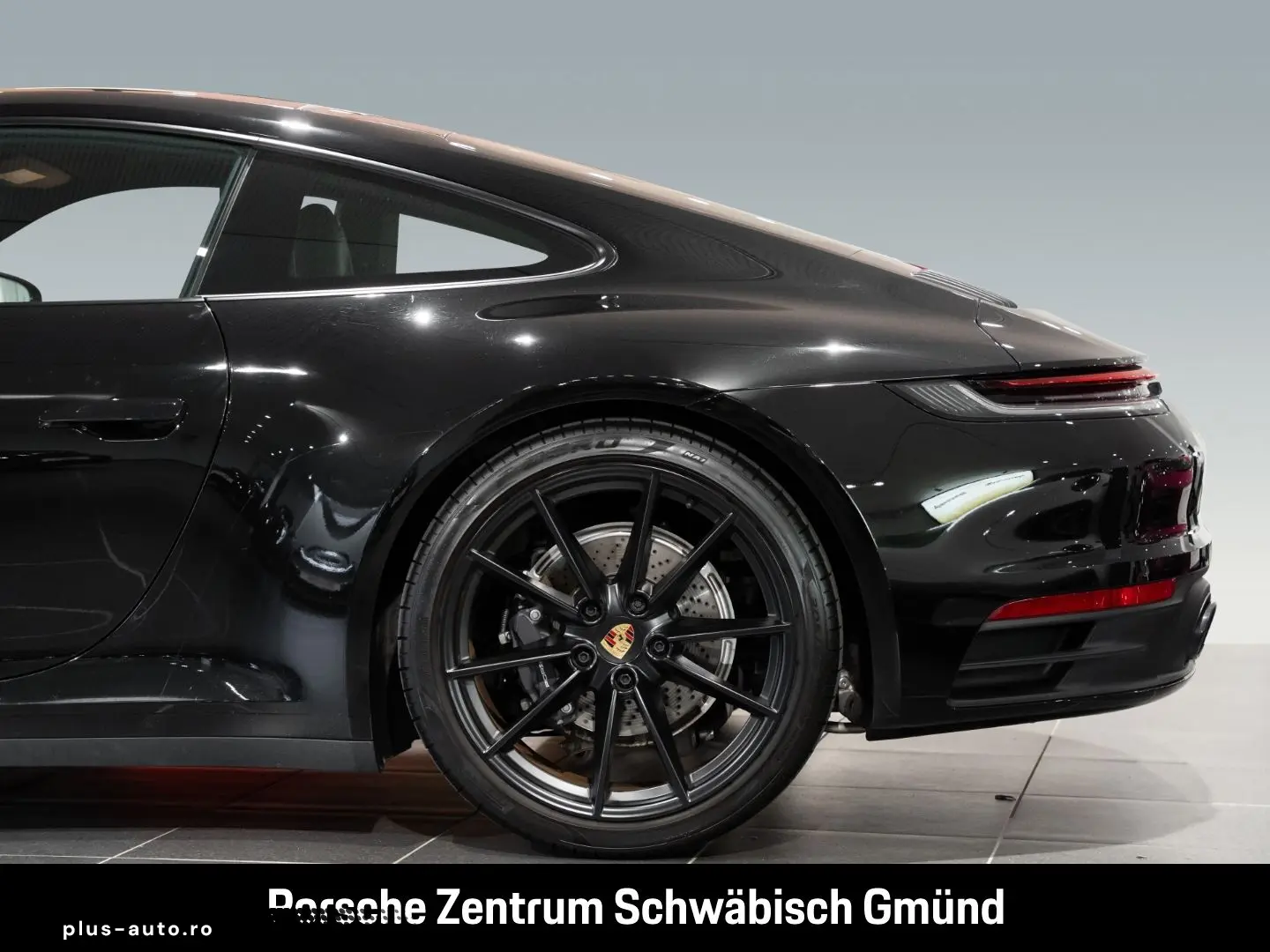 PORSCHE 992 911 Carrera Sportabgas InnoDrive BOSE