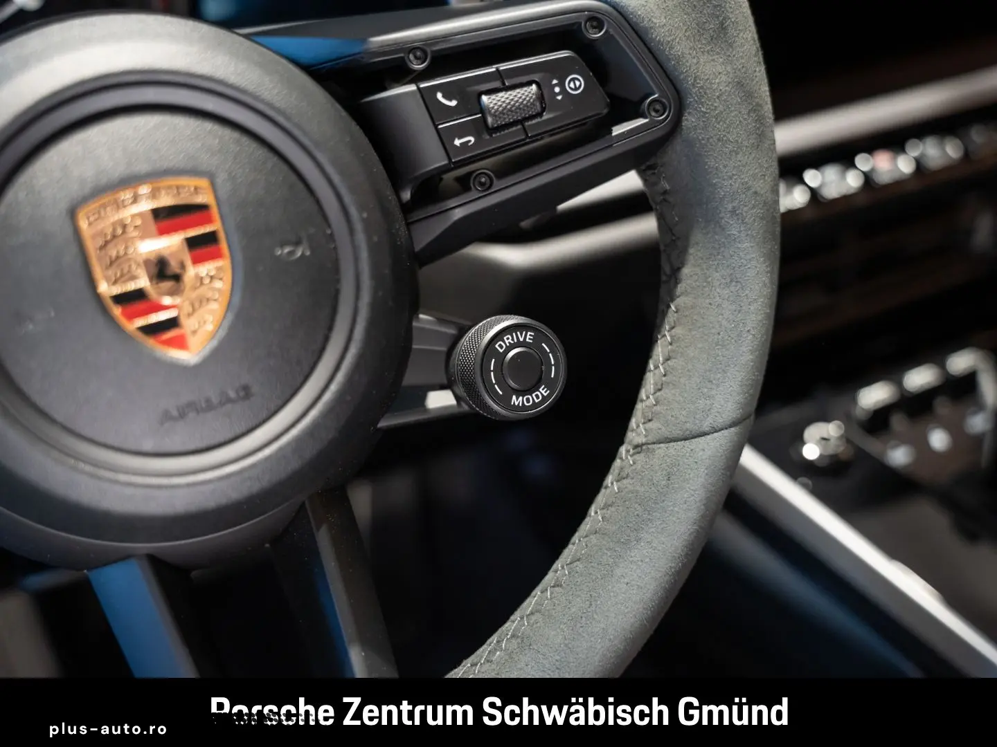 PORSCHE 992 911 Carrera Sportabgas InnoDrive BOSE