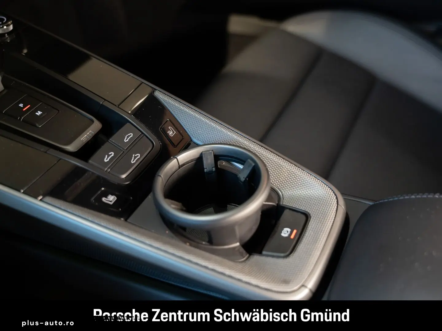PORSCHE 992 911 Carrera Sportabgas InnoDrive BOSE