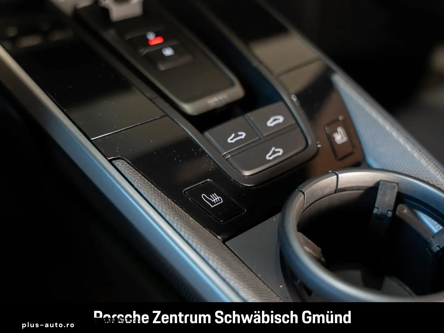 PORSCHE 992 911 Carrera Sportabgas InnoDrive BOSE