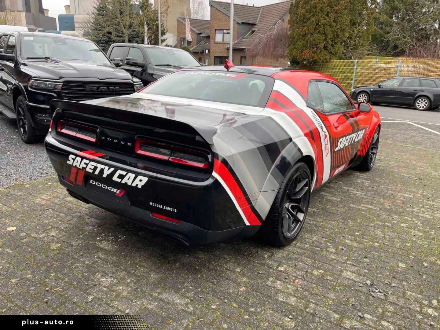 DODGE Challenger Hellcat