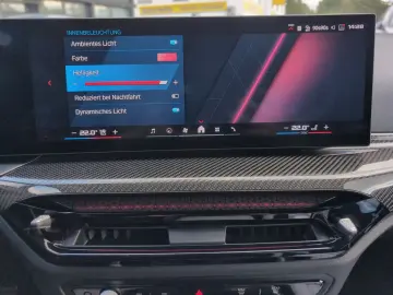 BMW M3 Competition   M CARBON SCHALENSITZE   HK HIFI