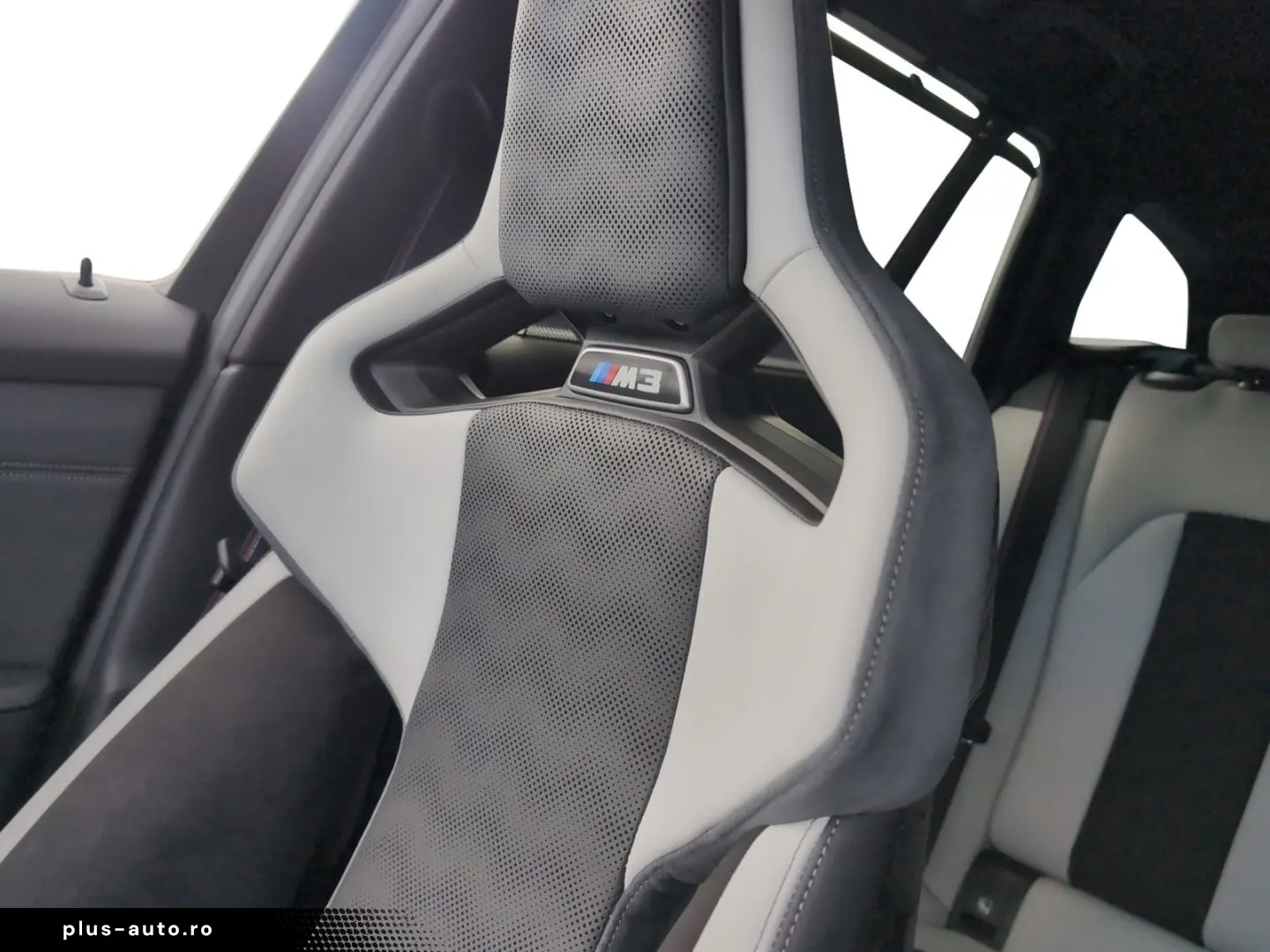 BMW M3 Competition   M CARBON SCHALENSITZE   HK HIFI