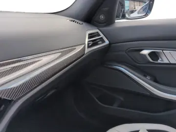 BMW M3 Competition   M CARBON SCHALENSITZE   HK HIFI