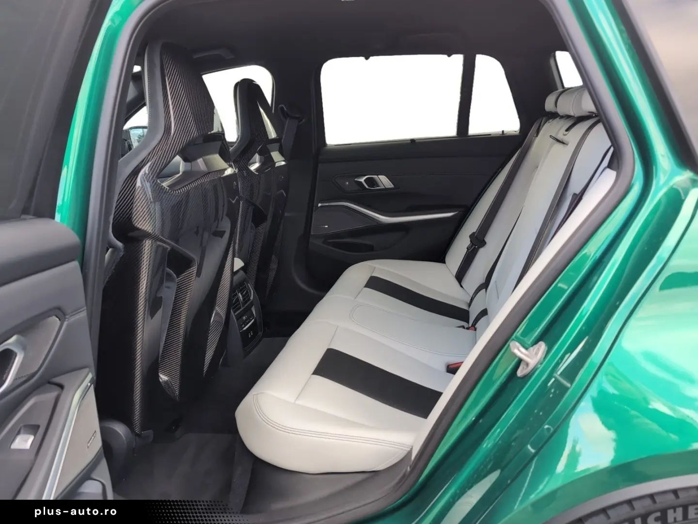 BMW M3 Competition   M CARBON SCHALENSITZE   HK HIFI