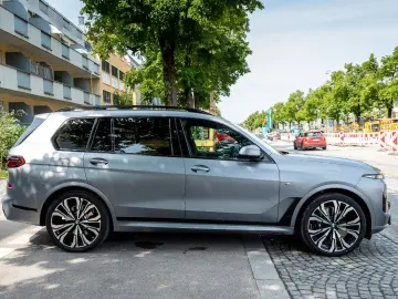 BMW X7 xDrive 40 d M Sport Pro   Standheizung
