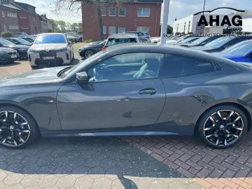 BMW M440i xDrive Coupe