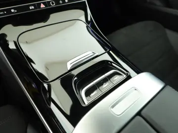 MERCEDES-BENZ CLE 200 Cabrio AMG