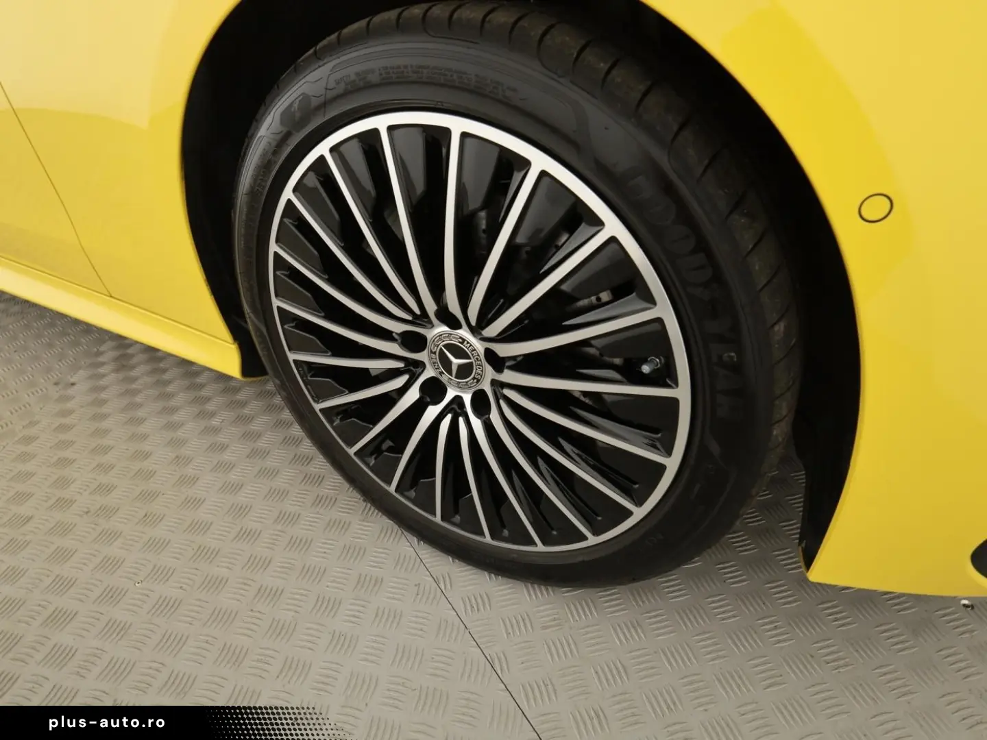 MERCEDES-BENZ CLE 200 Cabrio AMG