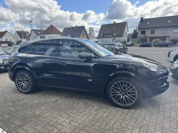 PORSCHE Cayenne Pano Luft. 21  BOSE HuD Kamera