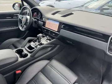 PORSCHE Cayenne Pano Luft. 21  BOSE HuD Kamera