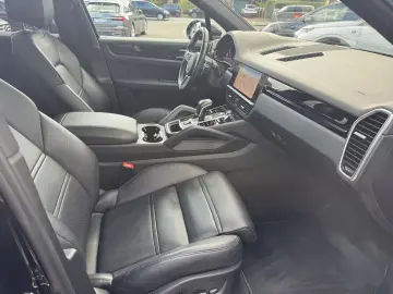 PORSCHE Cayenne Pano Luft. 21  BOSE HuD Kamera