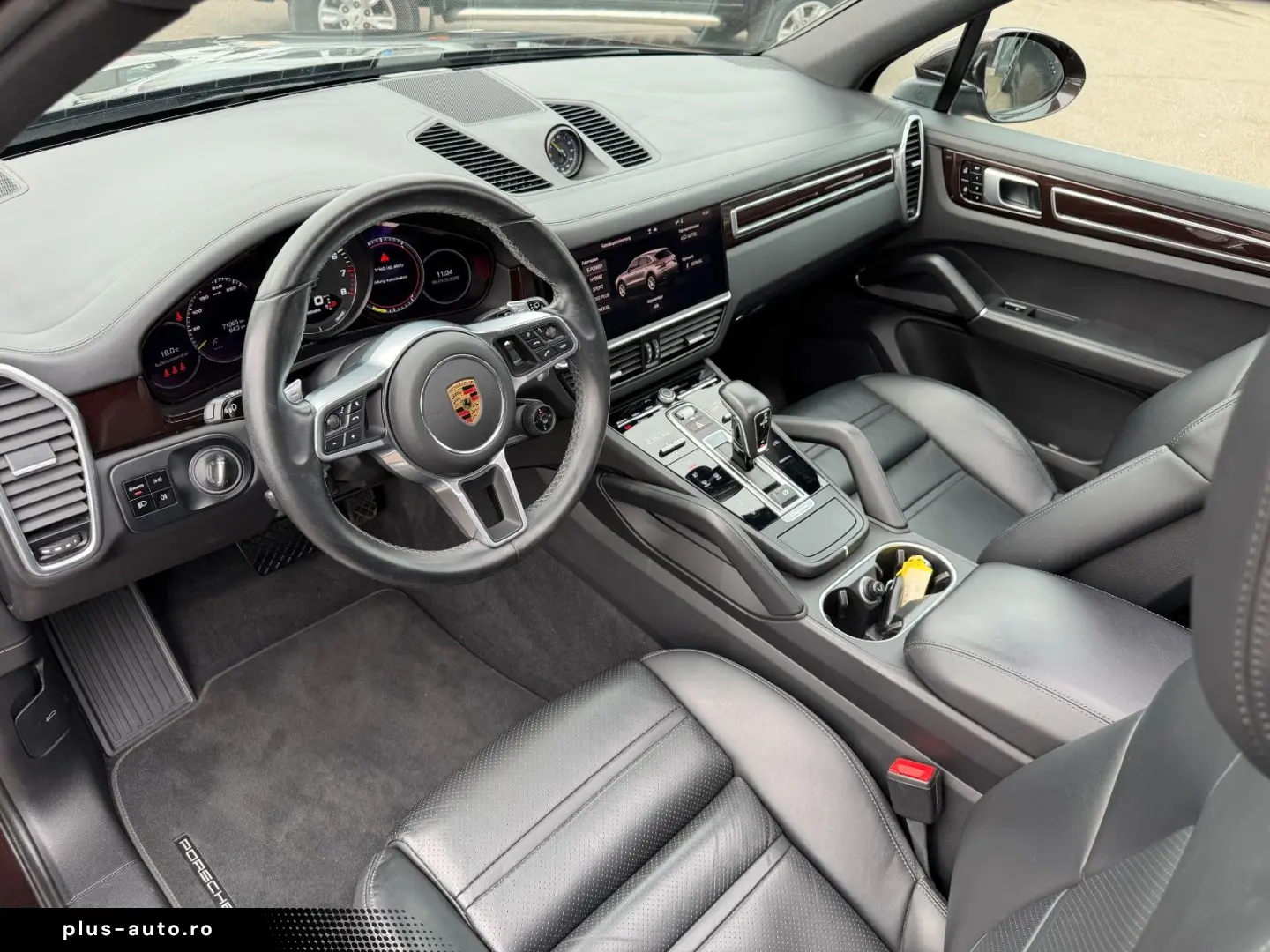 PORSCHE Cayenne E-Hybrid Pano ACC Sport-Chrono Luft Kame