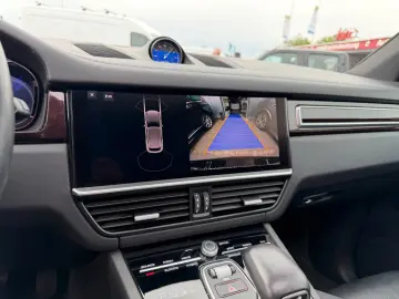 PORSCHE Cayenne E-Hybrid Pano ACC Sport-Chrono Luft Kame
