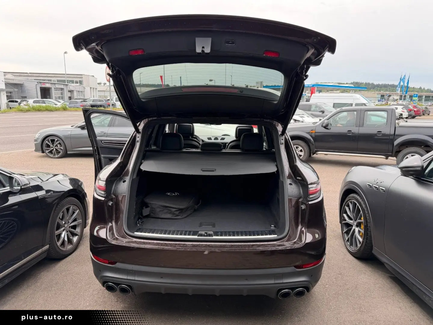 PORSCHE Cayenne E-Hybrid Pano ACC Sport-Chrono Luft Kame