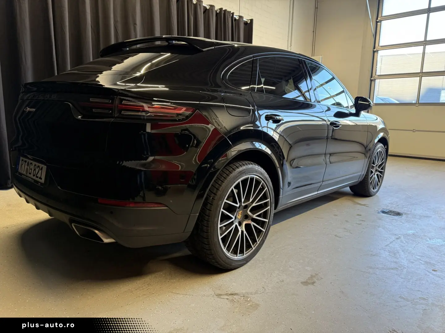 PORSCHE Cayenne Coupe  Leder  21´  Bose  Approved 08 26