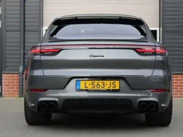 PORSCHE Cayenne Coupé 3.0 E - Hybrid - 22 inch - Sport D