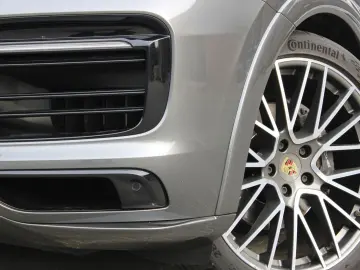 PORSCHE Cayenne Coupé 3.0 E - Hybrid - 22 inch - Sport D