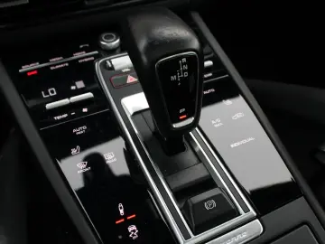 PORSCHE Cayenne Coupé 3.0 E - Hybrid - 22 inch - Sport D